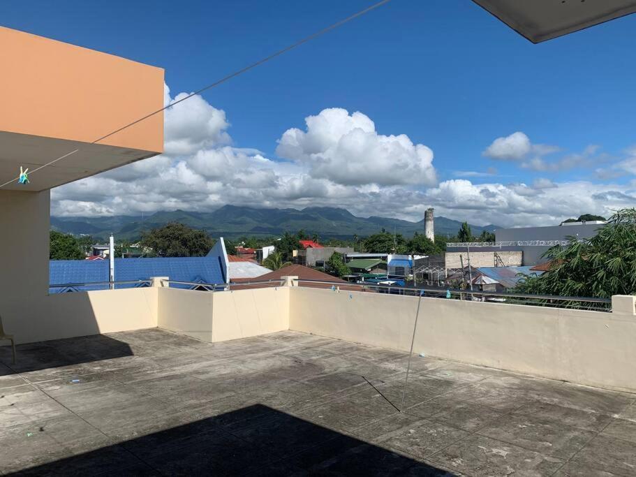 Lee'S Apartment Dumaguete City Екстер'єр фото