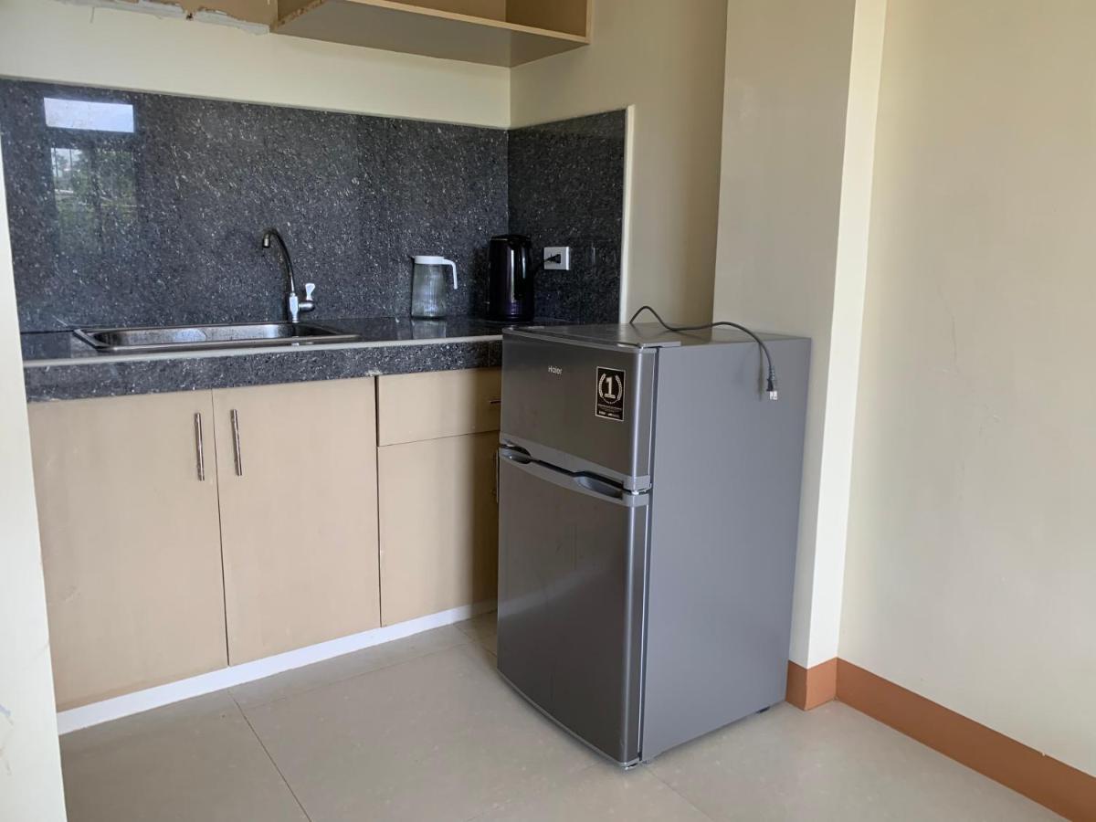 Lee'S Apartment Dumaguete City Екстер'єр фото