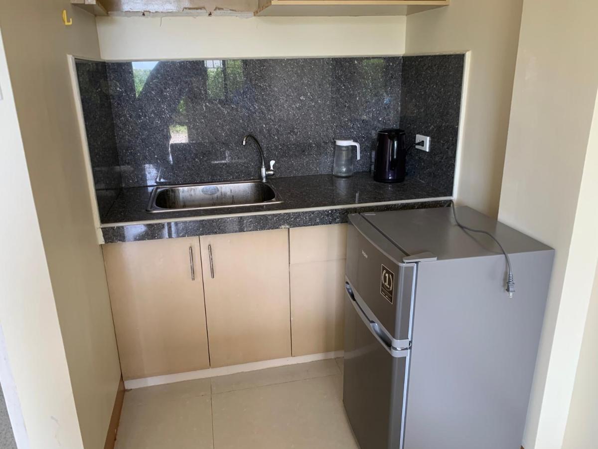 Lee'S Apartment Dumaguete City Екстер'єр фото